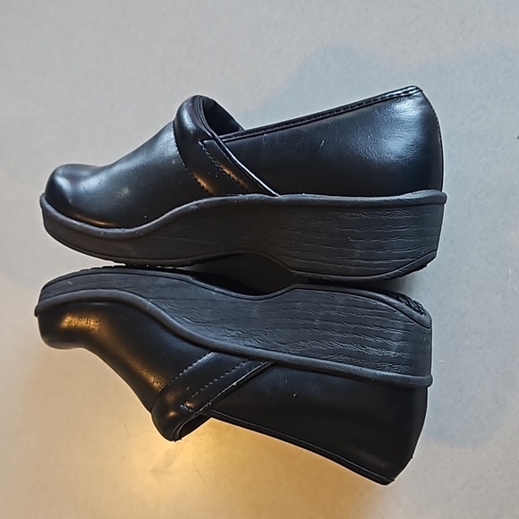 Predictions black clogs - Picture 9 of 11